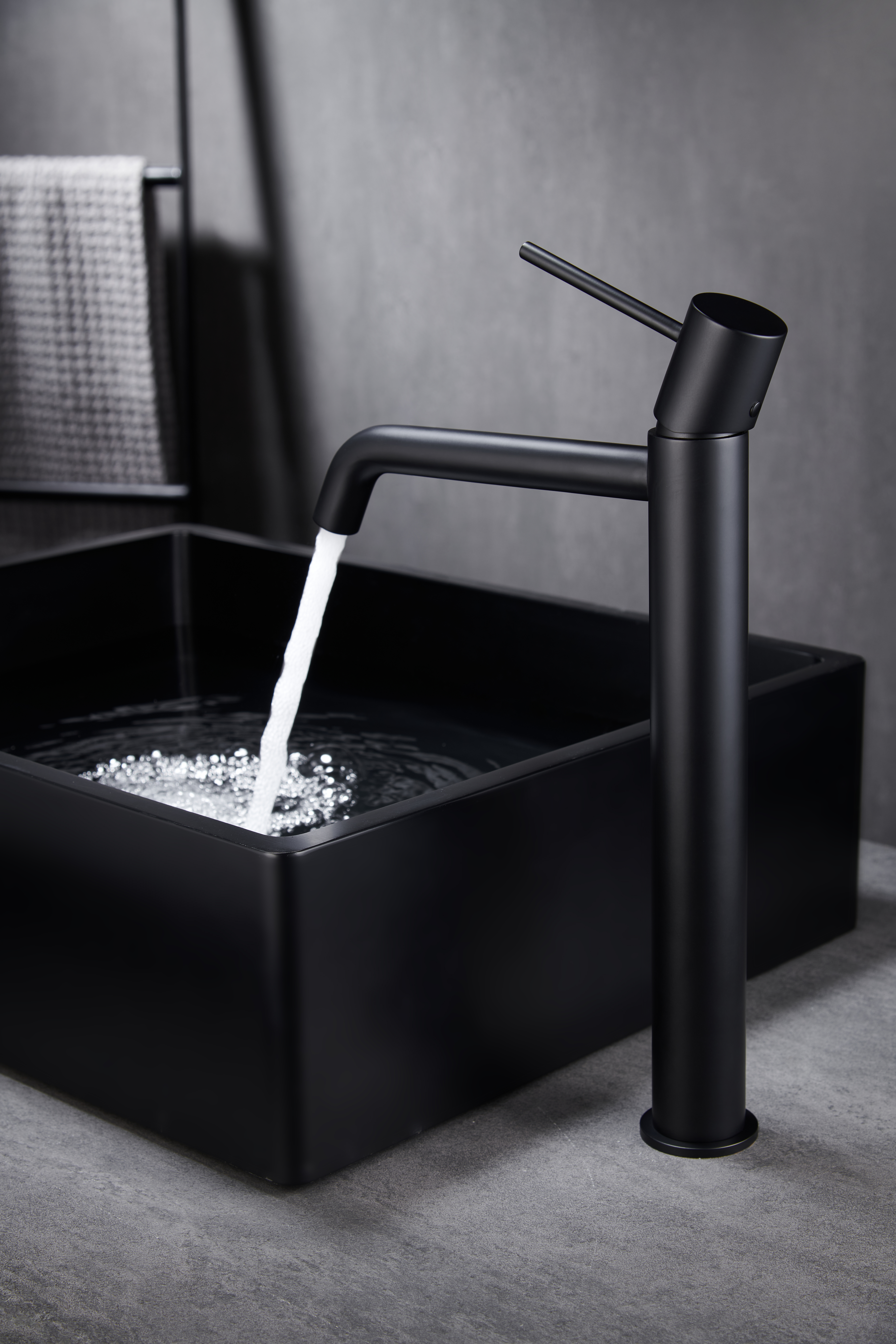 MONOMANDO LAVABO ALTO TENERIFE NEGRO MATE