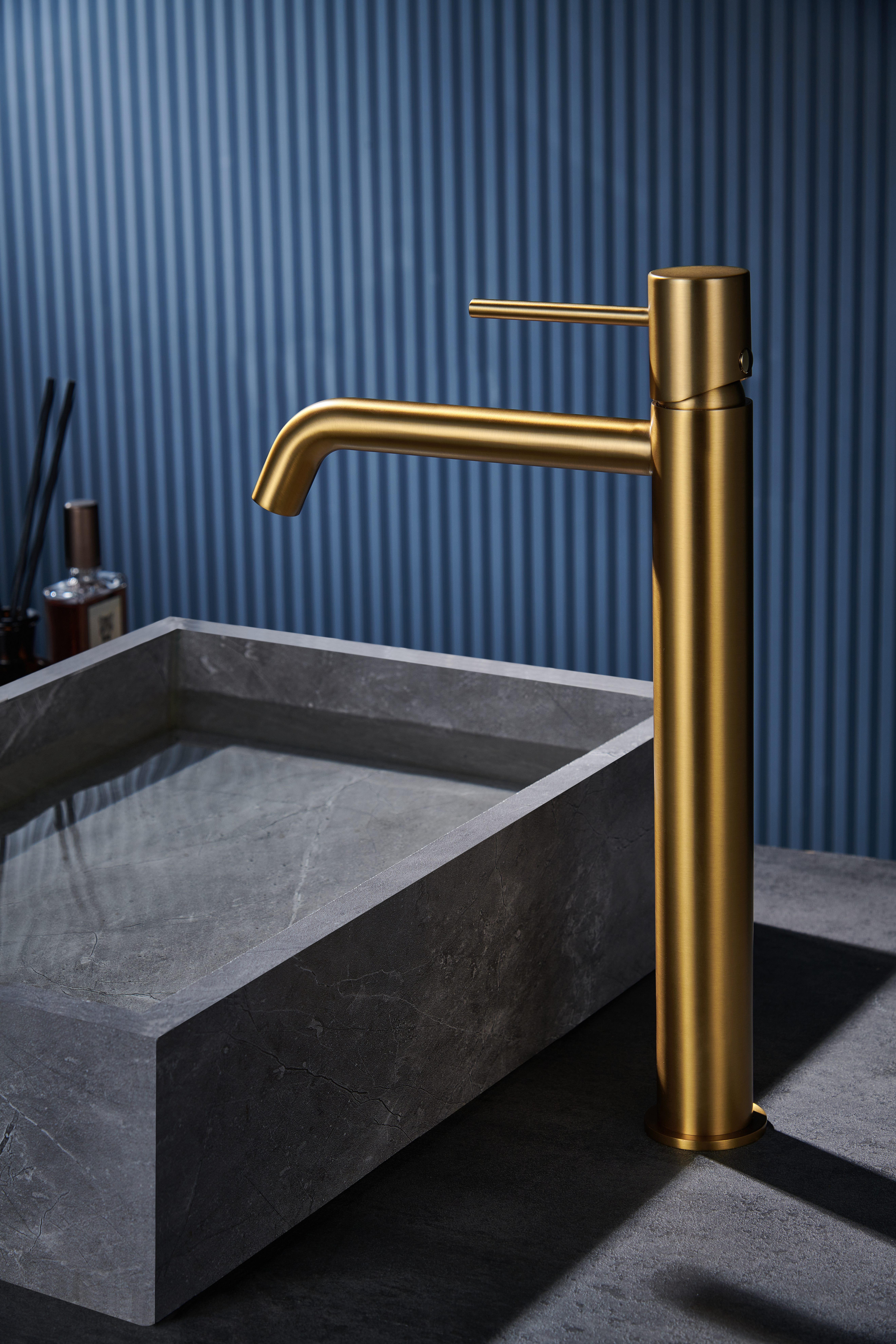 MONOMANDO LAVABO ALTO TENERIFE ORO CEPILLADO